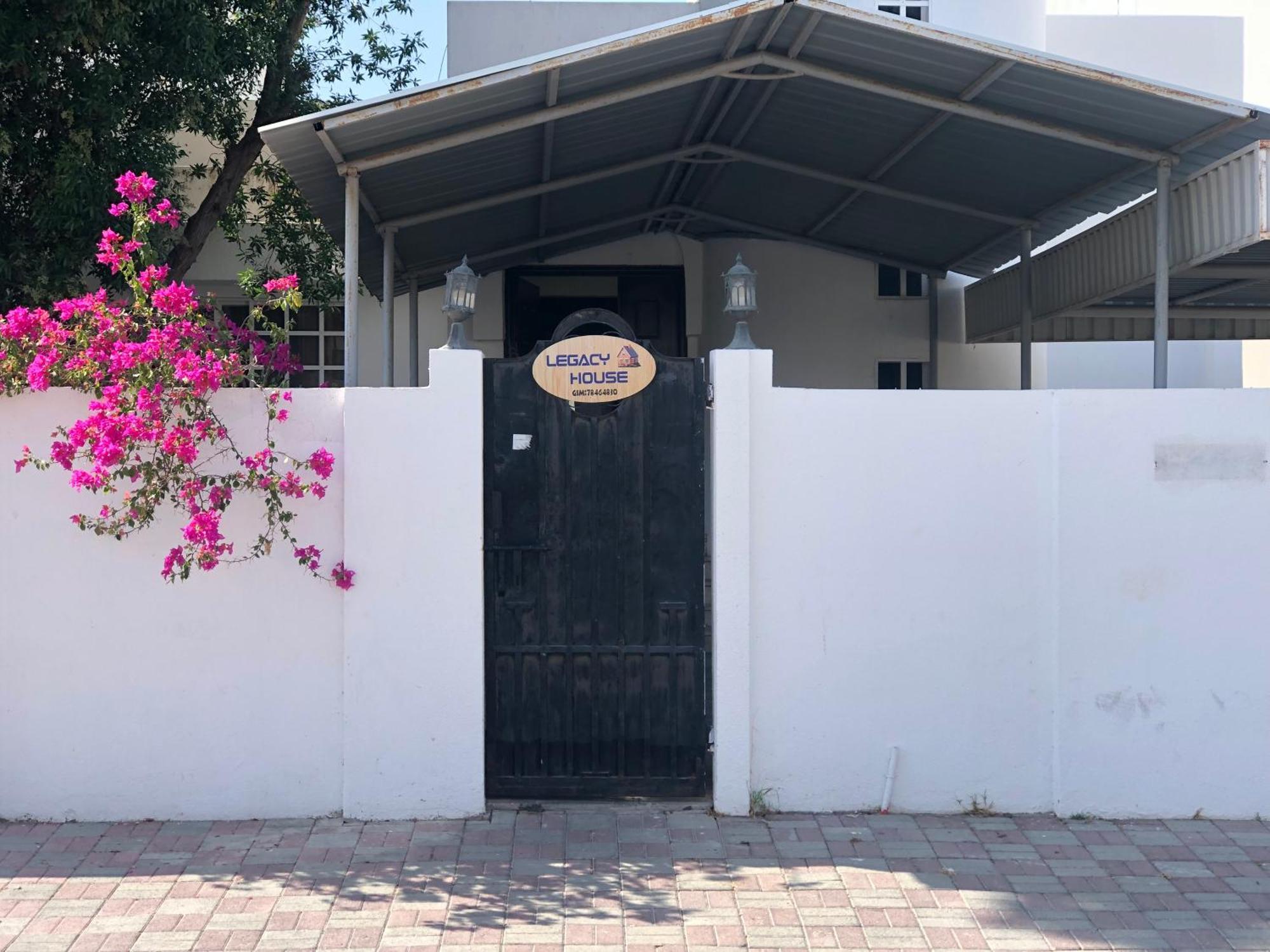Legacy Hostel Muscat Exterior photo