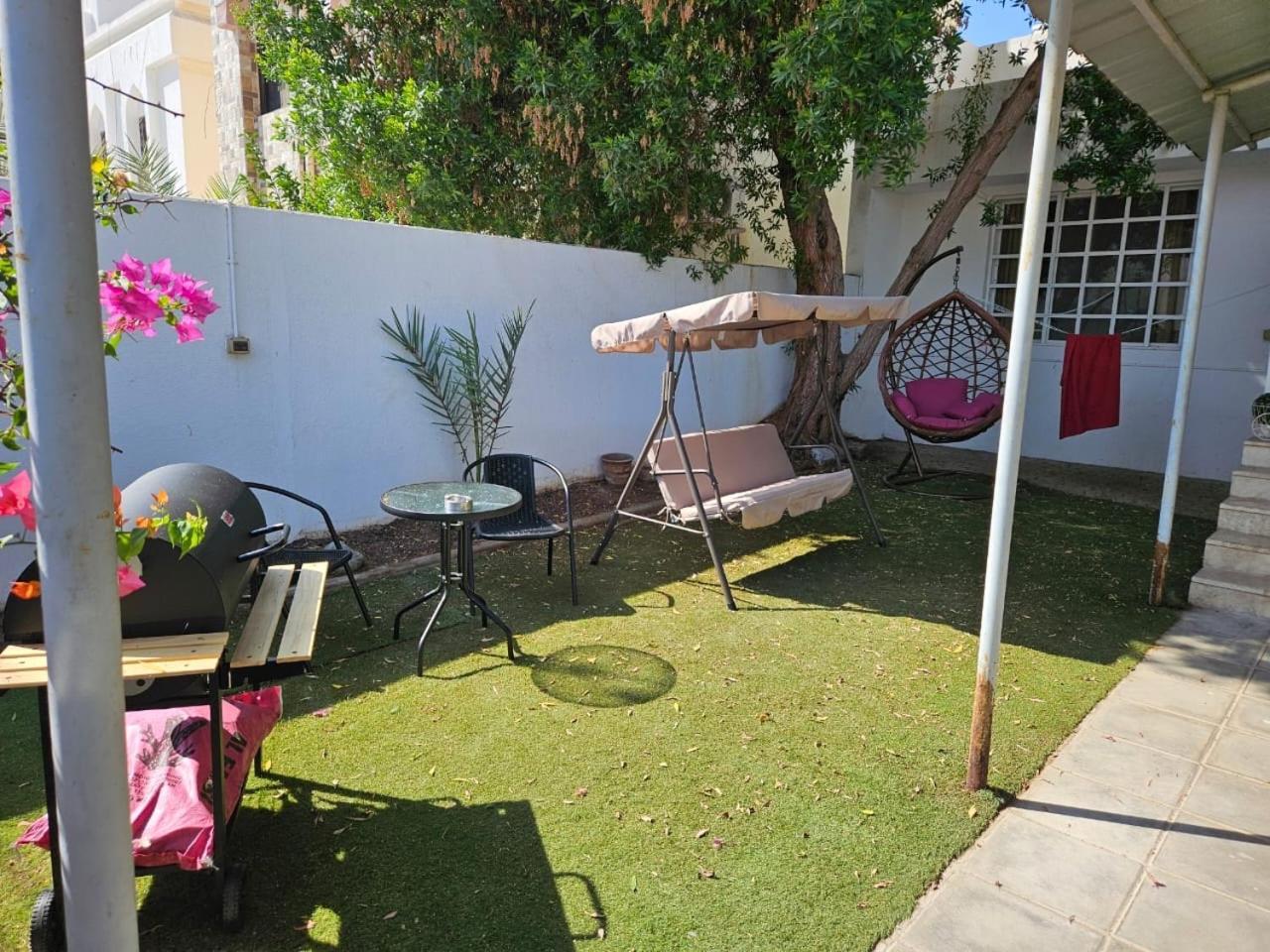 Legacy Hostel Muscat Exterior photo